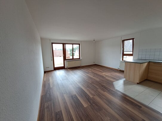 2-Zimmer-Wohnung mit EBK in Neckartenzlingen