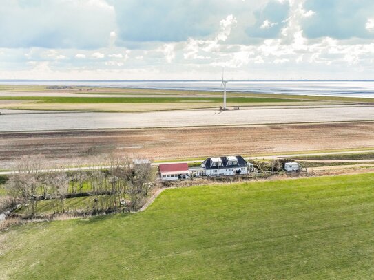 Wunderschönes Landhaus mit Weitblick zum Nordseedeich - Halbinsel Nordstrand