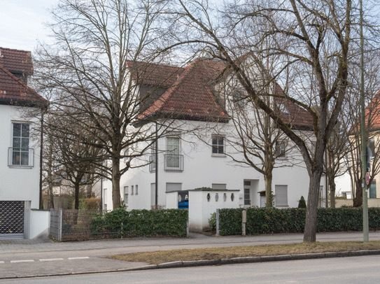 Selbstbezug oder Kapitalanlage, 1,5 Zimmer-Wohn-Apartment oder Büro, Lerchenau, nahe BMW bzw. Knorr!