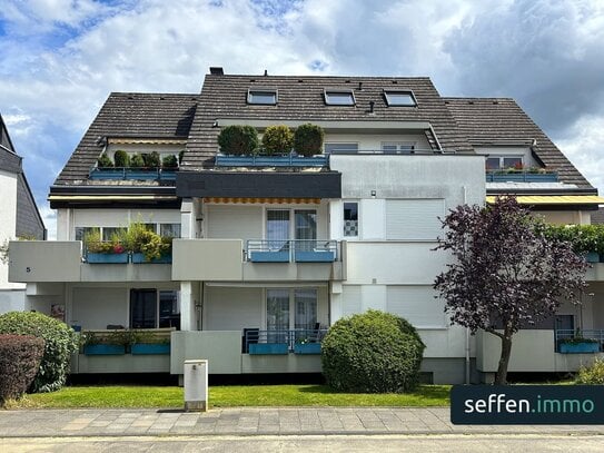 moderne Maisonettewohnung mit Sonnenterrasse und Garten