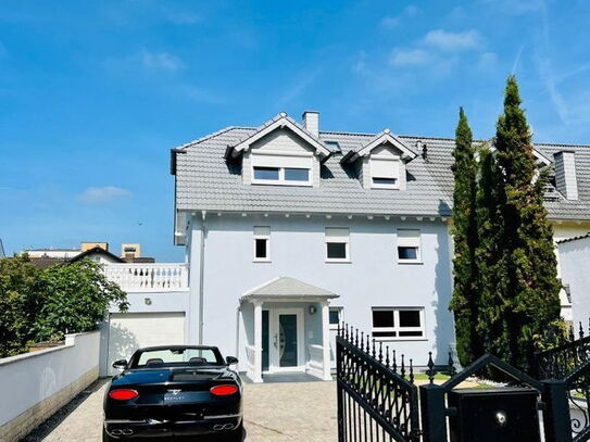 Luxuriöses Einfamilenhaus in bester Lage von Dieburg mit Wintergarten