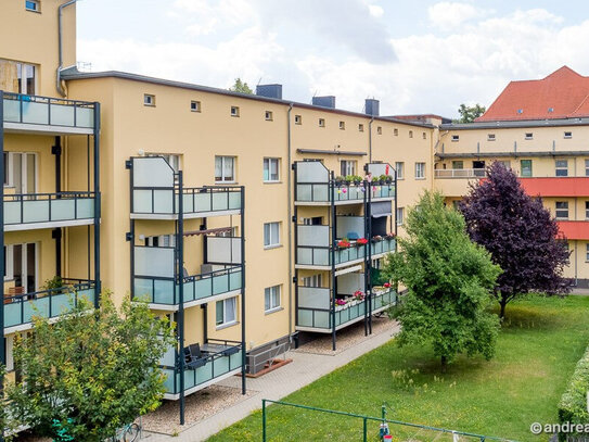 2-Raum-Wohnung mit Balkon im Grünen