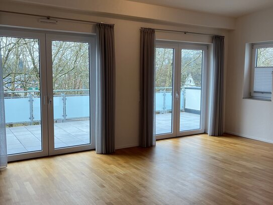 Ihr Wohntraum im Staffelgeschoss - exklusive 2-Zimmer-Wohnung mit großer Dachterrasse