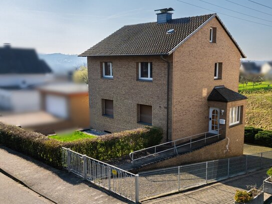 Familienglück - Einfamilienhaus mit großem Grundstück