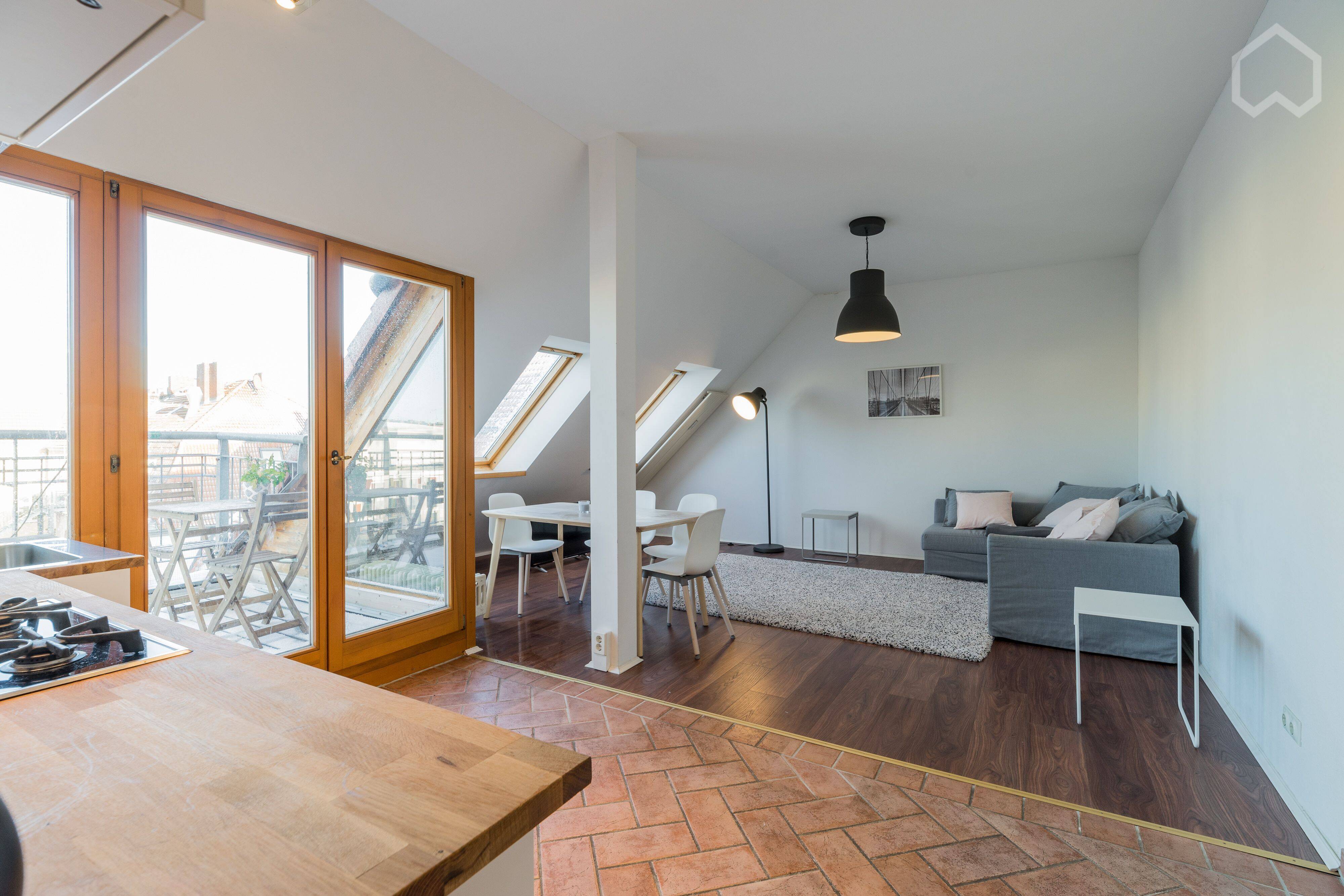 Neue, großartige Wohnung in Prenzlauer Berg Dachgeschoss mit 2 Balkonen!!! - Photo 1