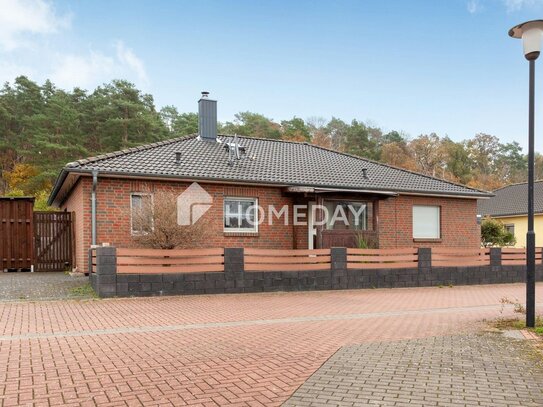 Energieeffizientes Einfamilienhaus im Bungalow-Stil mit großem Garten und Terrasse - Erbpacht