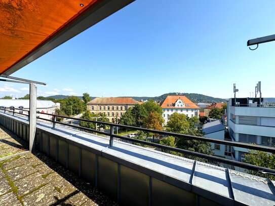 Praxis / Büro / Kanzlei- Penthouse mit 200 m2- im 4. OG mit Aufzug- Zentral in 92318 Neumarkt