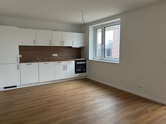 gemütliche 2 Zimmer Wohnung im Erdgeschoss/ Balkon