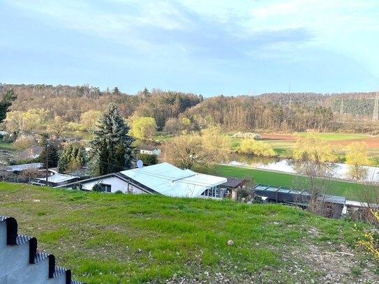 Traumhaftes Grundstück am Fluss und am Wald - Naturidylle pur!