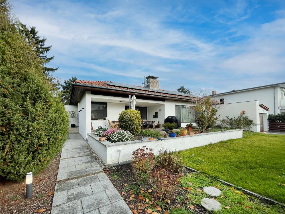 Exklusiver Bungalow: Wohlfühloase im Grünen - Photo 1