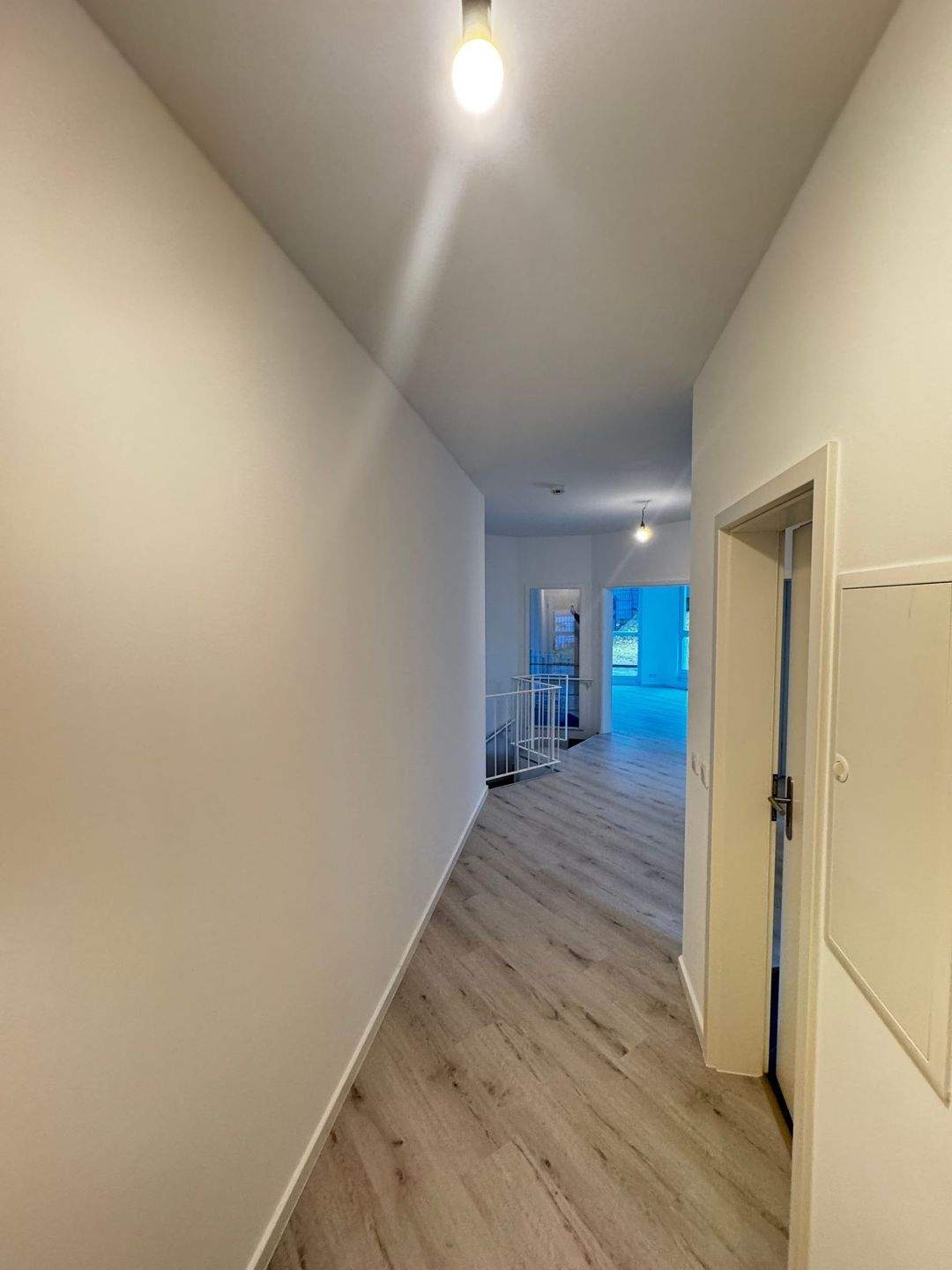 Saniertes 4-Zimmer-Wohnhighlight auf zwei Ebenen mit Terrasse - Foto 1