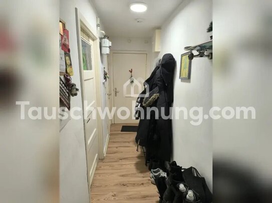 [TAUSCHWOHNUNG] Helle Zwei-Zimmer Wohnung mit Dachboden und Keller