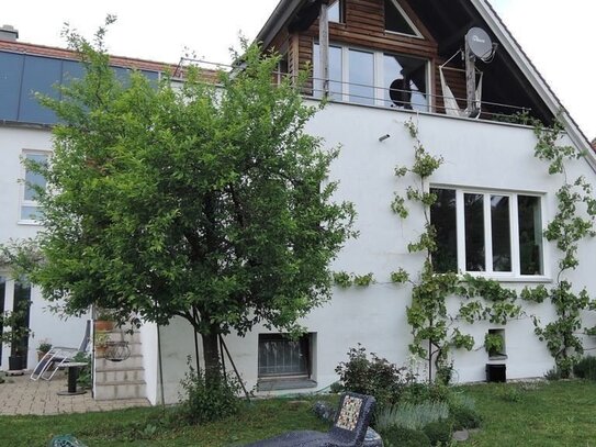 ZUHAUSE ANKOMMEN: IMMOBILIEN-JUWEL IN UNVERBAUBARER LAGE AM ALTMÜHLSEE