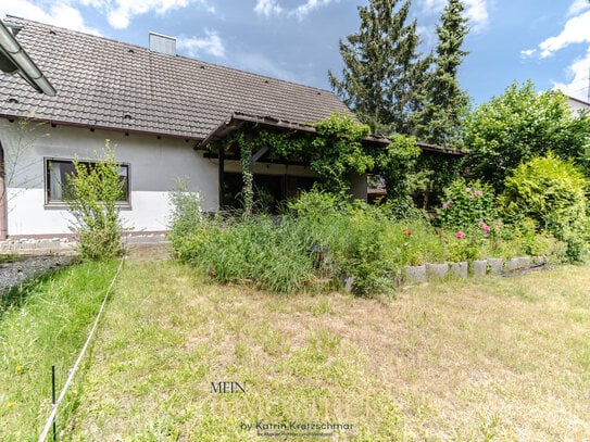 Schönes Einfamilienhaus in ruhiger Lage wartet auf eine Familie!!!