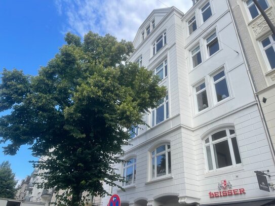 Exklusive 4-Zimmer Jugendstil-Wohnung in Hamburg - Harvestehude am Eppendorfer Baum / Klosterstern