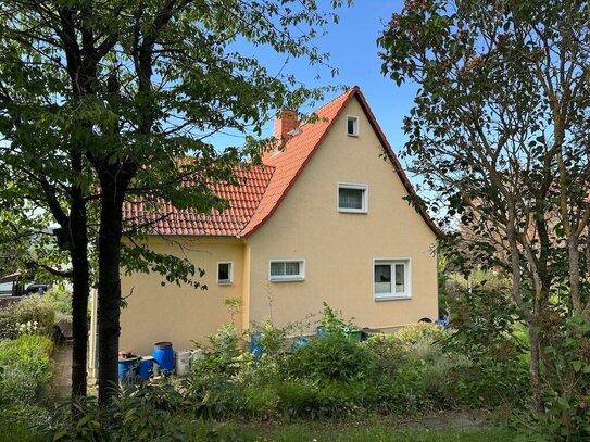 Kleines Einfamilienhaus zum verlieben! Sonniger Garten und 1A Wohnlage in Neustadt an der Orla