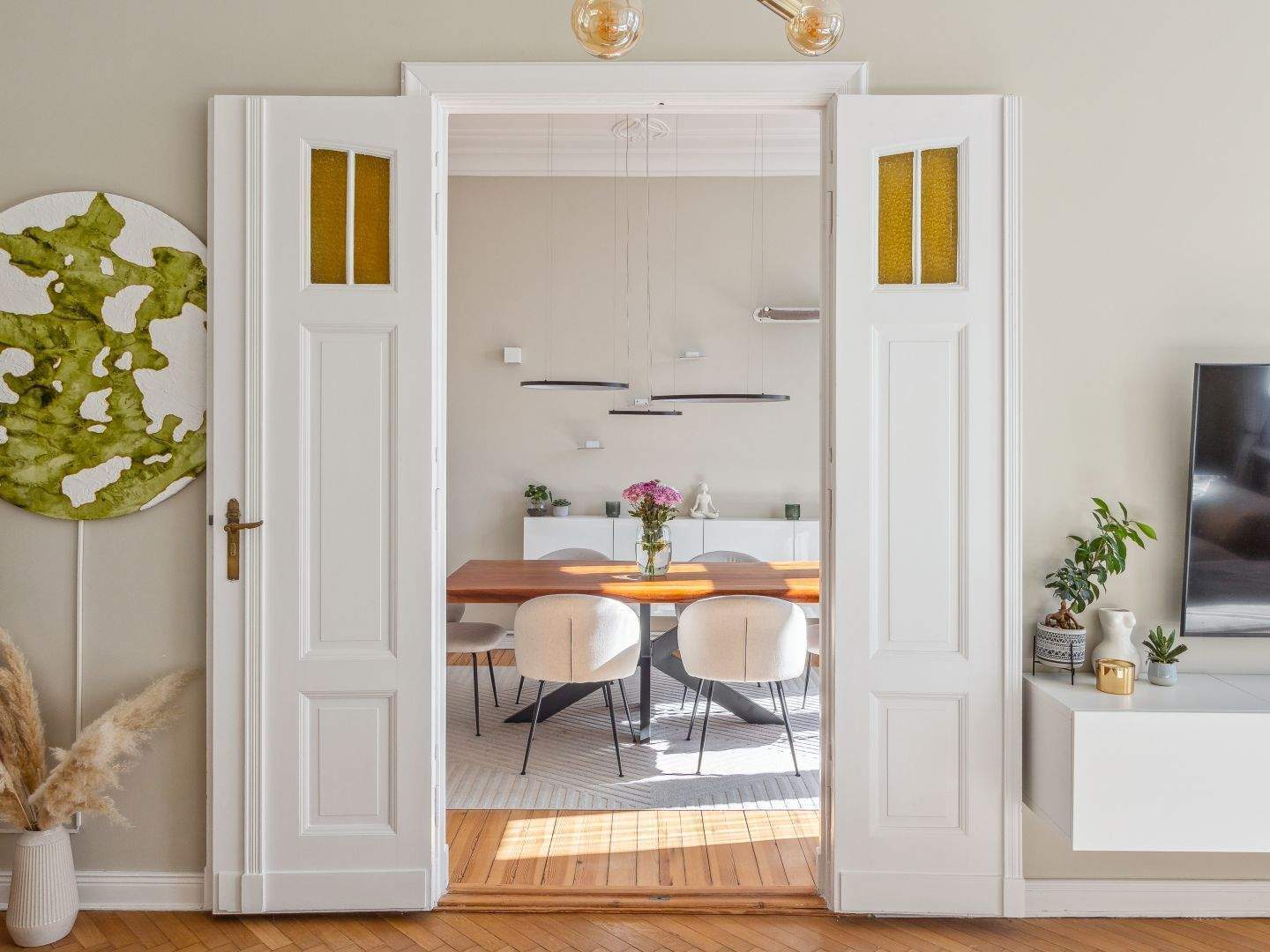 Altbau-Ästhetik trifft moderne Wohnqualität - kurzfristig bezugsbereit!