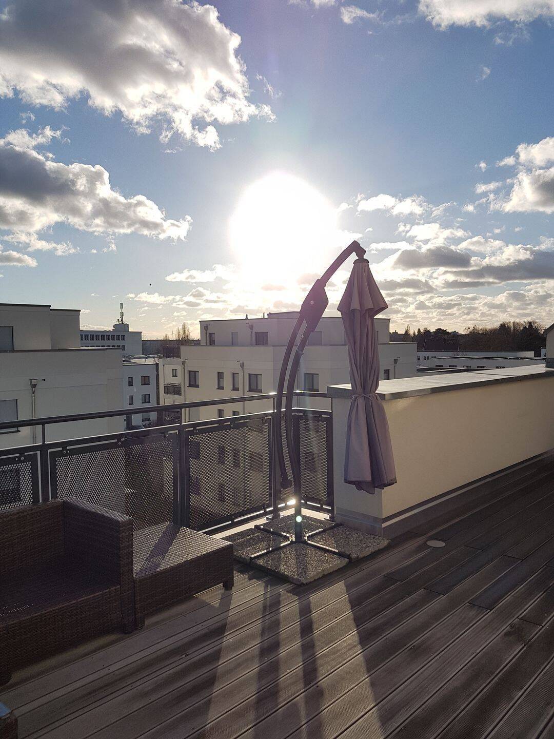 Neubau-Penthouse mit 3 Zimmern und Tiefgarage in Lichterfelde (provisionsfrei) - Foto 1