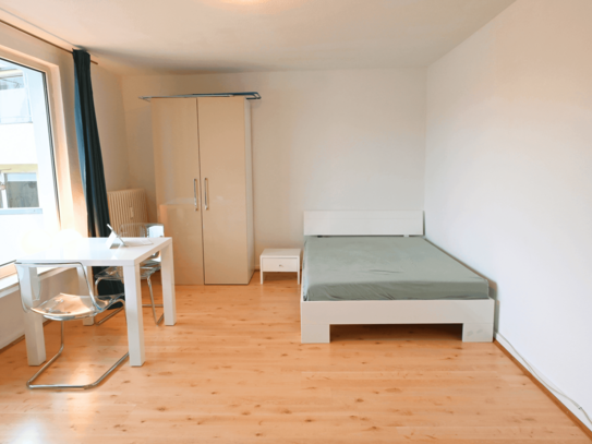 Möblierte Wohnung mit Balkon