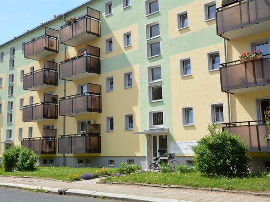 Gemütliche 3-Zimmer-Wohnung mit Balkon und Badewanne in Meißen Cölln