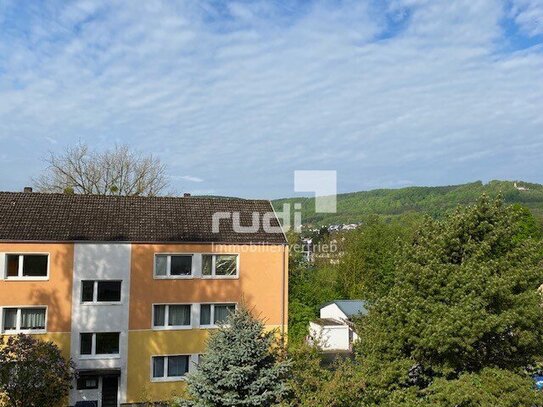 - Exklusive, schöne und modernisierte Wohnung im Kurort nahe Stadtpark, Bahnhof, Gräflichem Park -