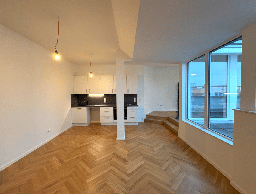 Charmante 2-Zimmer DG mit Balkon in Top-Lage am Bundesplatz - Photo 1