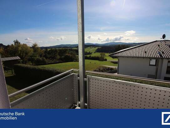 Wohnen mit traumhafter Aussicht!! Tolle, moderne 4-Zimmer-Wohnung mit Balkon in Kirchdorf i. Wald