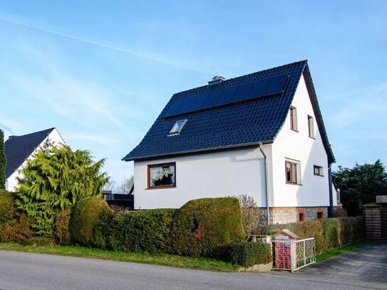 Gepflegtes Einfamilienhaus in ruhiger Lage mit traumhaftem Blick auf das freie Feld