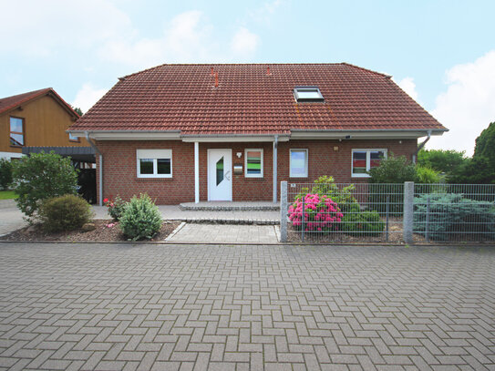 2-Familien-Haus mit traumhaften Garten in Ilten