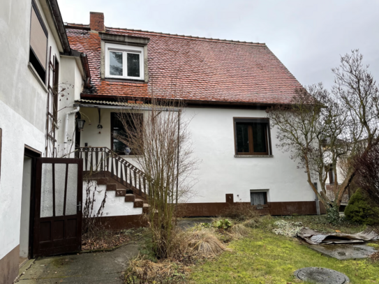 Einfamilienhaus mit Einliegerwohnung u. Garage 06647 Lossa