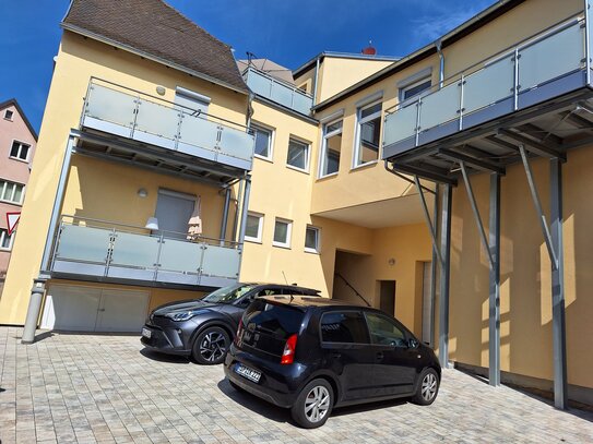 3 Zi. Familienwohnung mit Einbauküche und Balkon in Himmelstadt