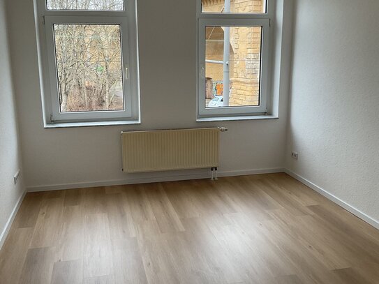 ERSTBEZUG (nach Sanierung) in eine schöne Etagenwohnung mit 3 Zimmern in Leipzig-Möckern