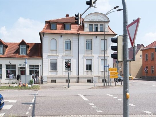 4 Zimmer Wohnung am Schloss in Top Lage Oranienbaum Wörlitz- Provisionsfrei