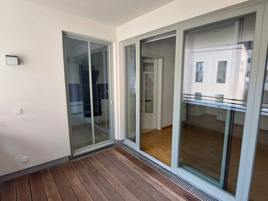 Elegante & großzügige 4,5 Raum Wohnung mit Blick auf das Dresdner Wahrzeichen!