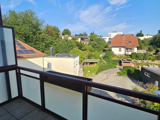 3 Raum- Wohnung mit Balkon über den Dächern von Döbeln!