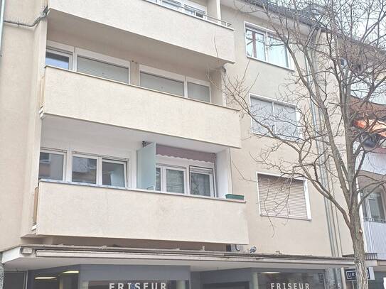 3-Zimmer-Wohnung in zentraler Südstadtlage von Nürnberg