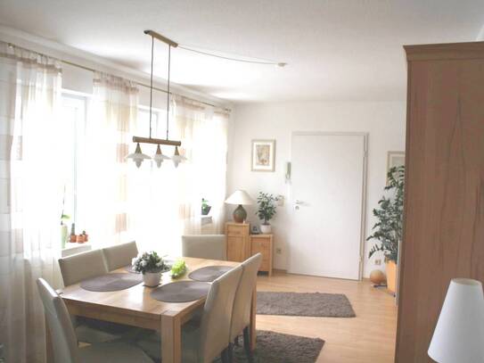 3-Zimmer-Maisonette-Wohnung mit Balkon in zentraler Aussichtslage von Bad Honnef-Aegidienberg