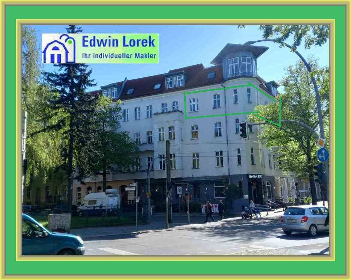 Sehr geräumige, voll sanierte 2-Zimmer-Whg., 3.OG, AB, Dielenböden, Dusche, Stuck - Photo 1