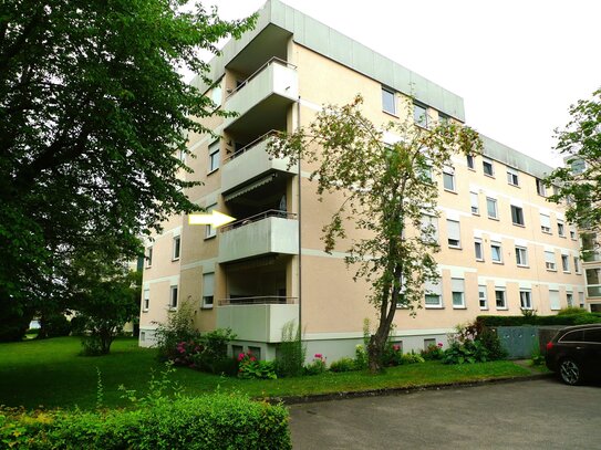 2-Zimmer-Wohnung mit Balkon und Einzelgarage in 88250 Weingarten