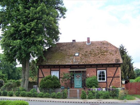 Landhaus mit Fachwerk und Ferienhaus in 19249 Volzrade bei Lübtheen in MV !