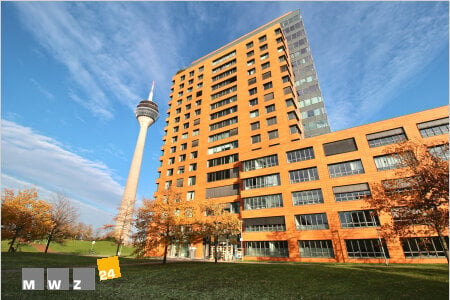 Unterbilk: Ruhig nach hinten gelegenes Apartment in einem Altbau mit typischen Merkmalen wie