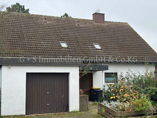 Einfamilienhaus mit Garage