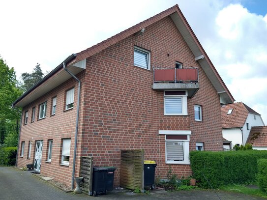 Moderne und günstige Wohnung in Bielefeld - Senne! Interessenten geben bitte Namen, Alter, Beruf und Personenanzahl an!