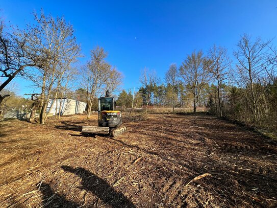 Kurzfristig bebaubares Grundstück mit ca. 1.180 m² unterhalb des Würzburger Golfplatzes!