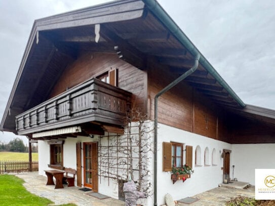 ATTTRAKTIVES LANDHAUS AM HARTSEE - WOHNEN IN SCHÖNSTER UMGEBUNG - NAH ZUM CHIEMSEE! BERGBLICK!