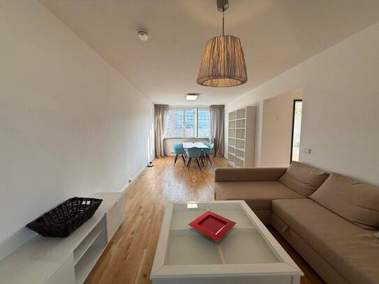 Attraktive 3-Zimmer-Wohnung mit Ausblick im Herzen von Berlin