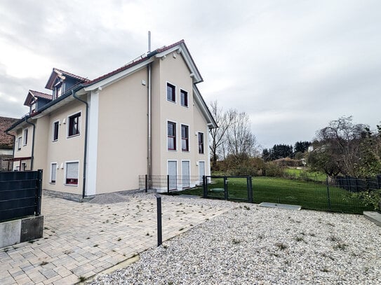 Tolle Dachgeschosswohnung mit Blick ins Grüne