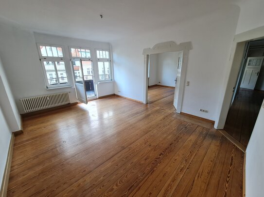 4-Raum Wohnung mit Balkon im Zentrum ## Stellplatz