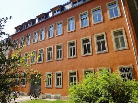 Neustadt - Gemütliche 1-Raum- Wohnung im Hinterhaus mit Hauswartsnebenjob