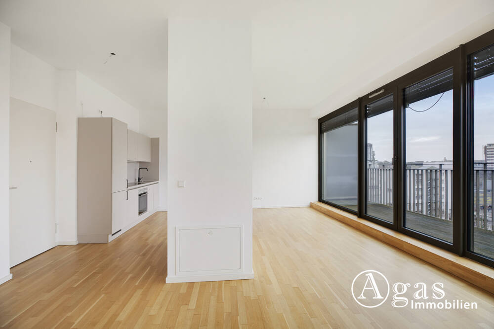LICHTDURCHFLUTET! 2 Zimmer Dachgeschoss-Wohnung mit ca. 77m² und großer Terrasse in Berlin-Mitte - Photo 1